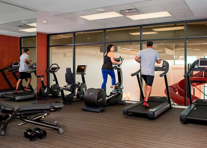 Courtyard By Marriott Calgary South