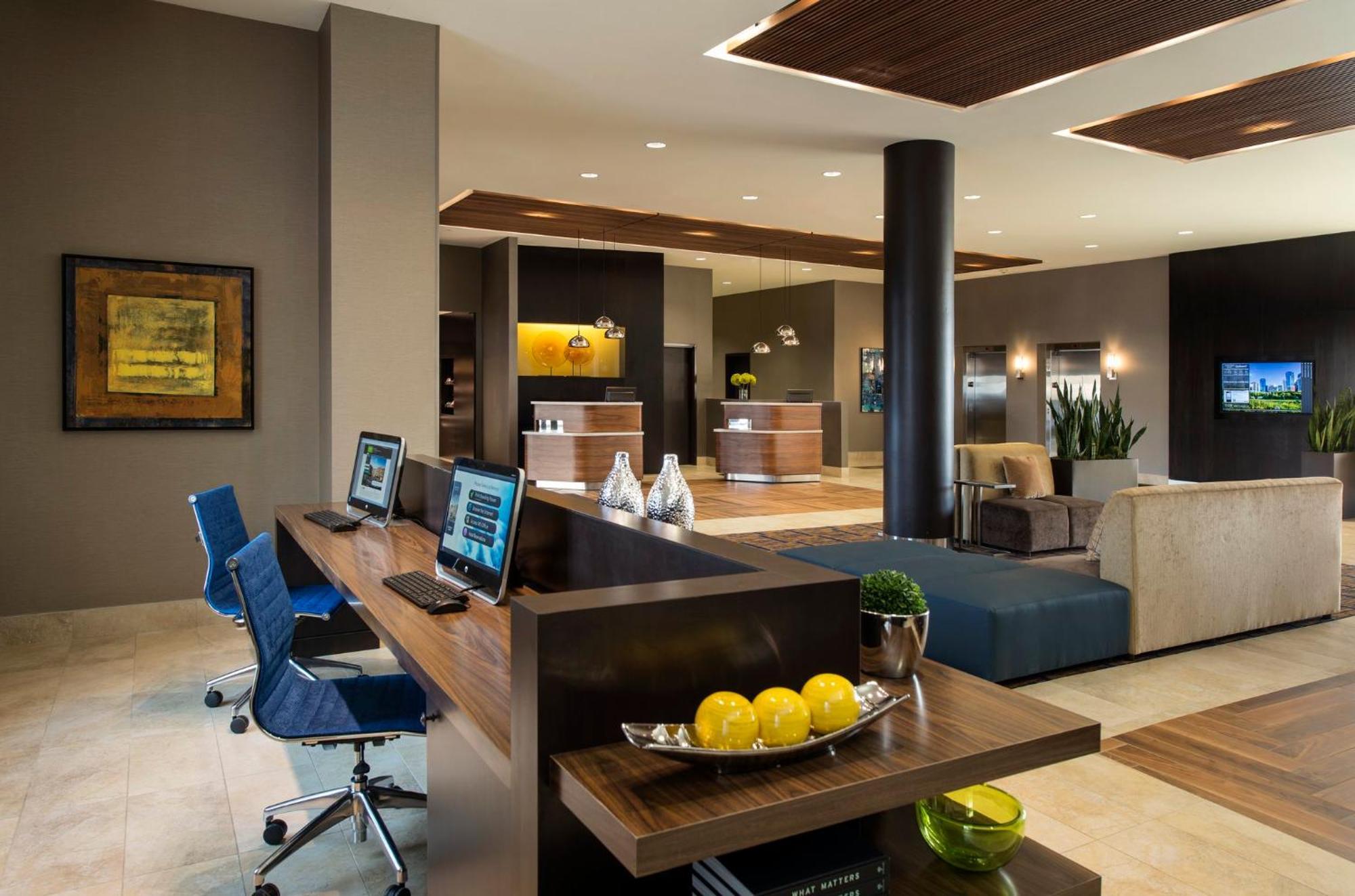Courtyard By Marriott South