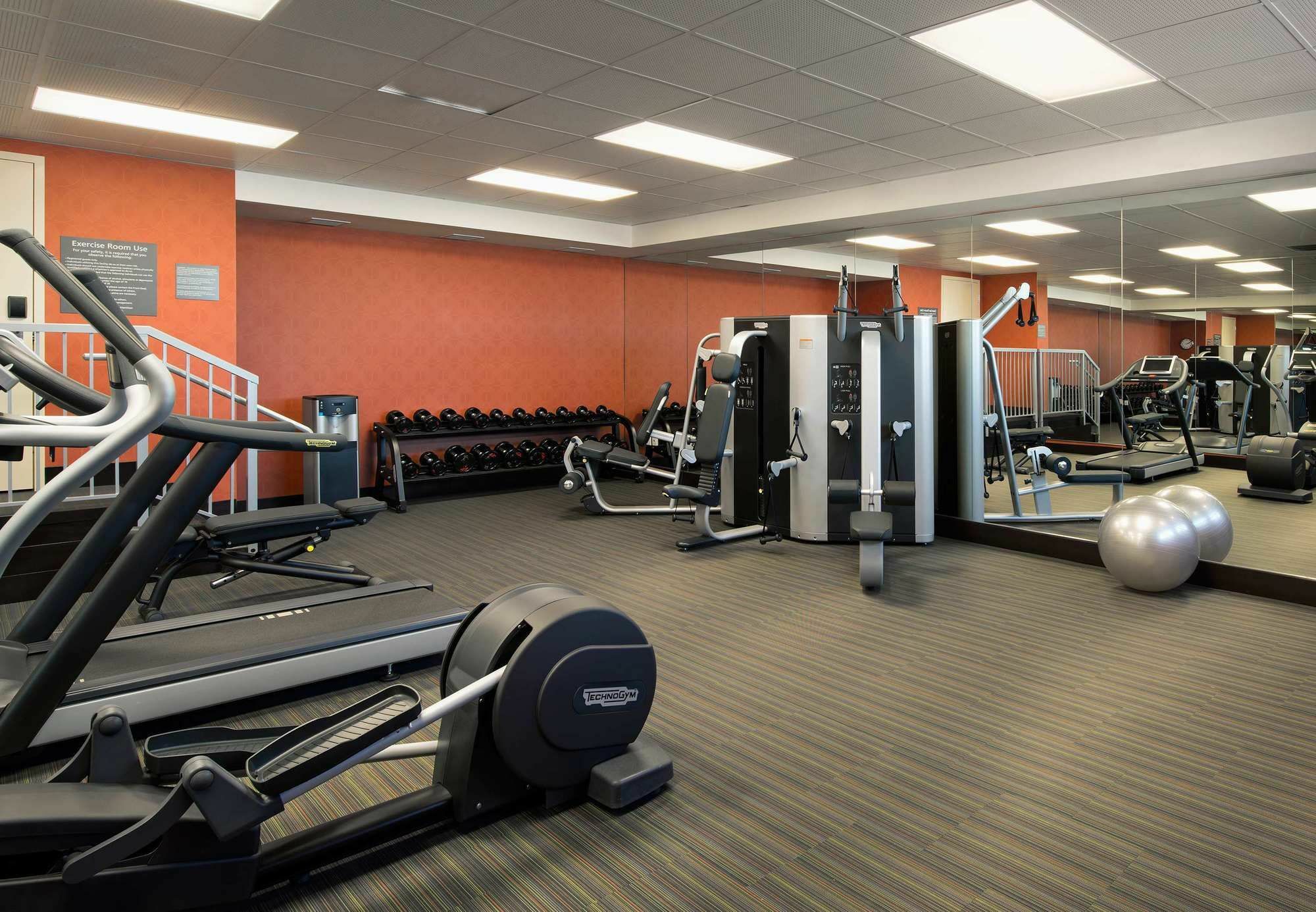 Hotel Courtyard By Marriott South 3*